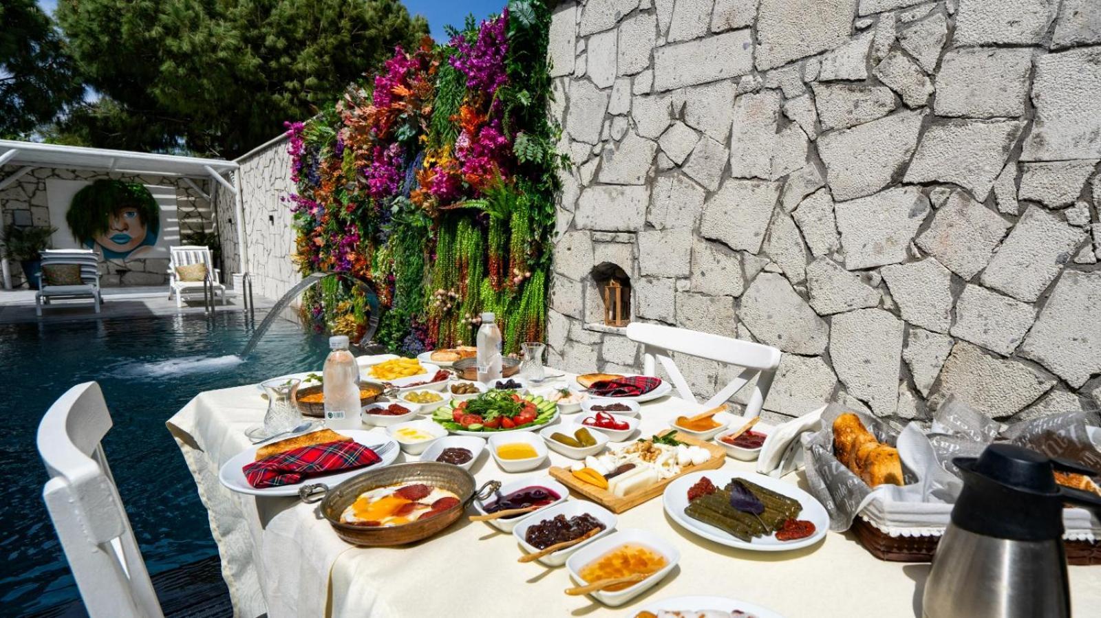 Lulu Inn Hotel Çeşme 外观 照片